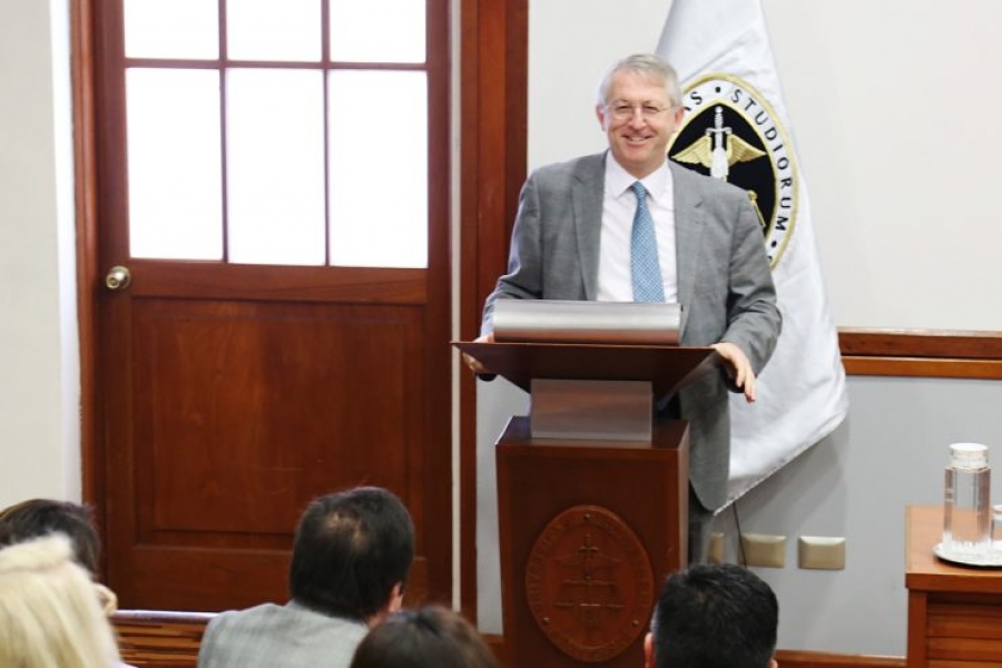 Per&uacute;: presentan el libro 'C&oacute;mo defender la fe sin levantar la voz'