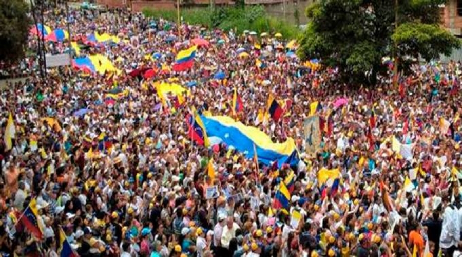 Cardenal Urosa pide cero violencia en consulta popular este domingo