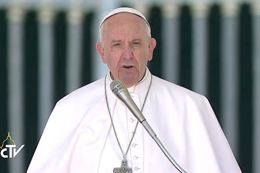 El Papa explica su viaje a Egipto: fomentar el di&aacute;logo entre cristianos y musulmanes para promover la paz