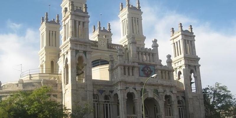 Monse&ntilde;or Santos Montoya preside la toma de posesi&oacute;n de Ignacio Gallego como p&aacute;rroco de Santa Mar&iacute;a del Silencio