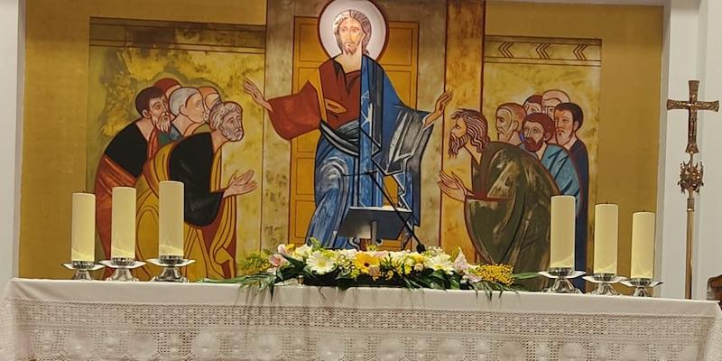 Monseñor Martínez Camino administra la Confirmación en María Madre del Amor Hermoso de Villaverde Bajo
