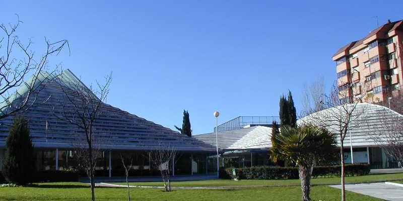 El vicario episcopal de la VIII celebra una Misa en Santa Teresa de Jesús de Tres Cantos