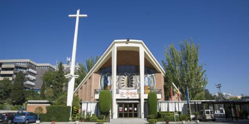 Santa Mar&iacute;a del Pilar conmemora a su titular con una solemne Eucarist&iacute;a