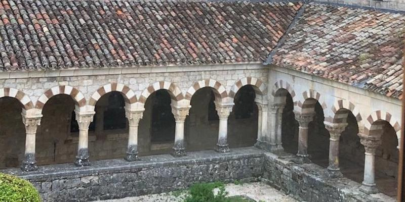 Natividad de Nuestra Se&ntilde;ora organiza una experiencia con adultos en el monasterio de San Pedro de Carde&ntilde;a