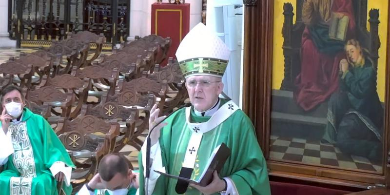 &laquo;&Aacute;brete a la escucha, &aacute;brete a la comprensi&oacute;n profunda de las personas, &aacute;brete al grito de los pobres&raquo;