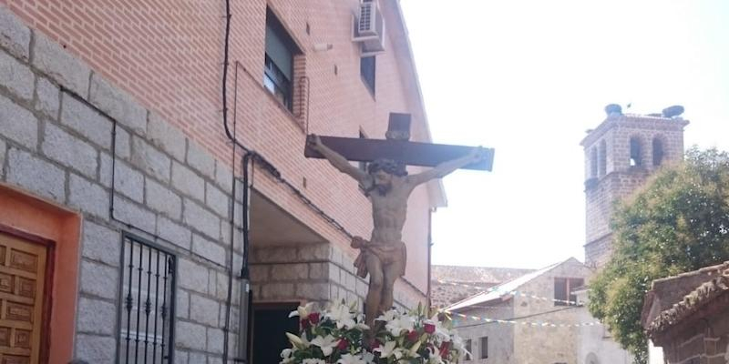 El Sant&iacute;simo Cristo de la Esperanza recorre las calles de Cerceda en su festividad lit&uacute;rgica