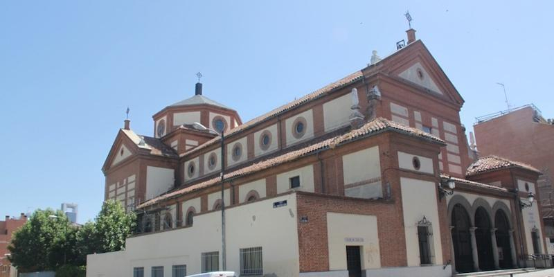 El vicario episcopal de la VIII celebra una Eucaristía con confirmaciones en Nuestra Señora de las Victorias