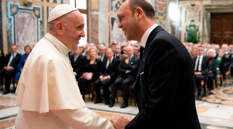 El Papa Francisco reclama mayor protección a las víctimas de las guerras