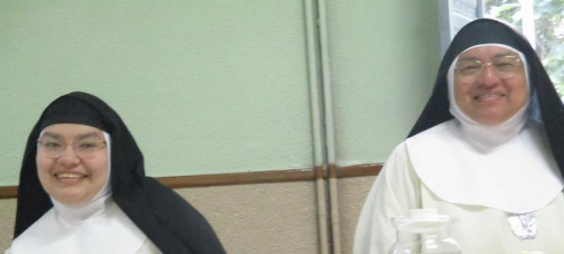 Imagen de sor Katia y su tía, monja concepcionista