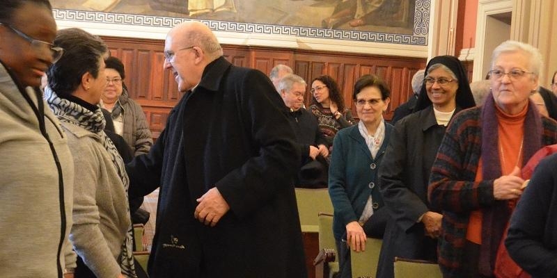 &laquo;All&iacute; donde est&aacute; la vida consagrada hay algo excepcional&raquo;