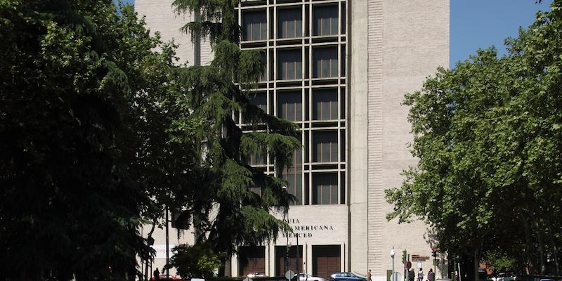 La bas&iacute;lica Hispanoamericana de la Merced recibe la visita pastoral de monse&ntilde;or Juan Antonio Mart&iacute;nez Camino, SJ