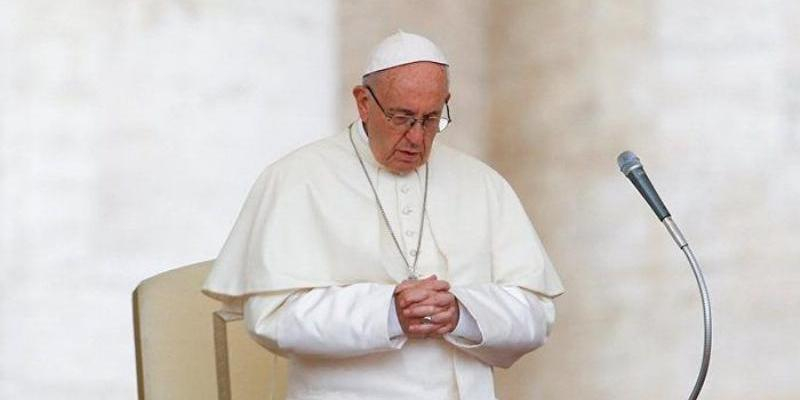 El Papa pide diálogo entre generaciones, educación y trabajo para «construir una paz duradera»