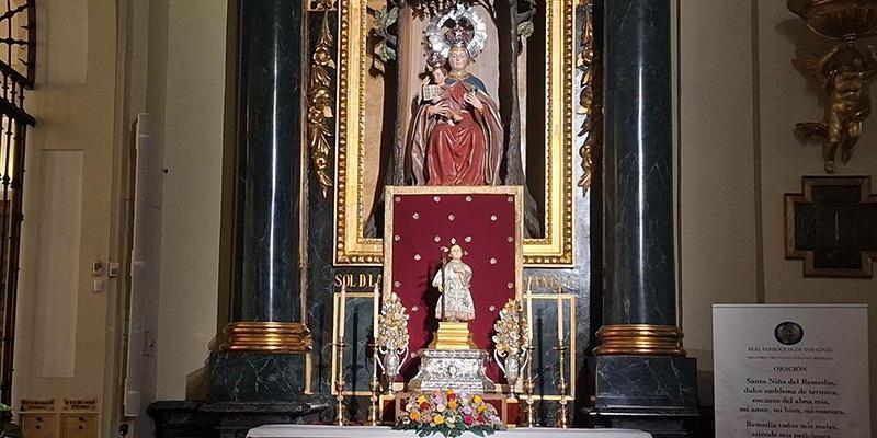El Santo Ni&ntilde;o del Remedio, la talla que se empez&oacute; a venerar en la trastienda de un taller, pasar&aacute; agosto en la parroquia de San Gin&eacute;s