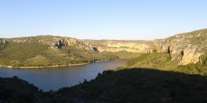 La localidad segoviana de Fuentesaúco de Fuentidueña acoge el campamento de menores de Edith Stein