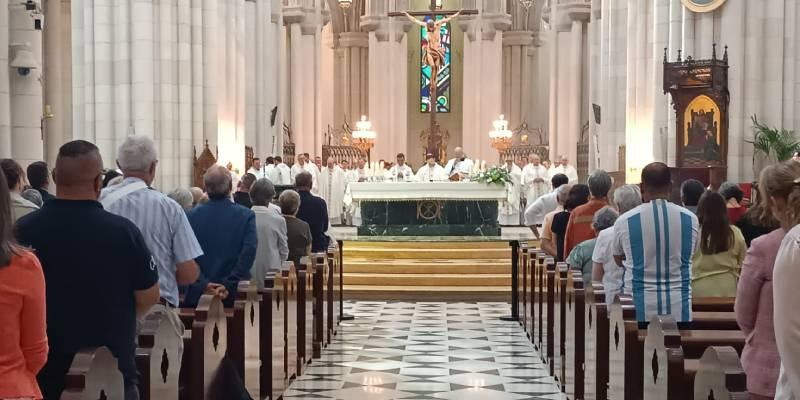 El arzobispo de Madrid a los trabajadores de la curia diocesana: «Hacéis posible que prolonguemos la misión de Cristo»