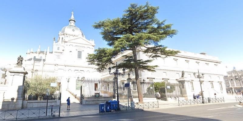 El Arzobispado de Madrid cierra sus oficinas salvo para cuestiones urgentes