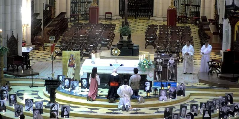 As&iacute; fue la vigilia de oraci&oacute;n por las vocaciones protagonizada por j&oacute;venes: &laquo;S&iacute;, Se&ntilde;or, aqu&iacute; estoy, env&iacute;ame&raquo;