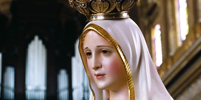 Avelino Revilla preside una Eucarist&iacute;a en la catedral en honor a Nuestra Se&ntilde;ora de F&aacute;tima