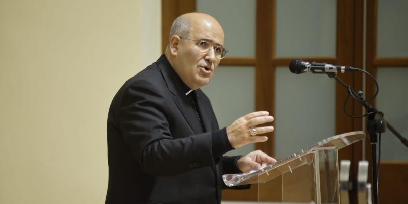 El cardenal Jos&eacute; Tolentino de Mendon&ccedil;a, en la Universidad San D&aacute;maso con ocasi&oacute;n de la festividad de santo Tom&aacute;s de Aquino: &laquo;La universidad es la historia de una amistad&raquo;