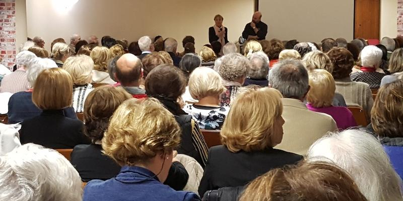 &Aacute;ngel L&oacute;pez asiste en Nuestra Se&ntilde;ora Reina del Cielo al encuentro de voluntarios de C&aacute;ritas Vicar&iacute;a III