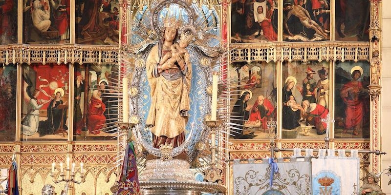 La Real Esclavitud de Santa Mar&iacute;a la Real de la Almudena celebra su fiesta titular adaptada a la pandemia