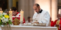 Gonzalo G. Ortigoso, coordinador de sacrist&iacute;as durante la visita del Papa a Madrid, tendr&aacute; todo a punto &laquo;para ayudar a los fieles a celebrar y entrar en el misterio del sacramento&raquo;