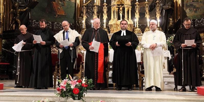 &laquo;Esta oraci&oacute;n es buscar juntos, desde las distintas religiones, la paz que el mundo tanto anhela&raquo;