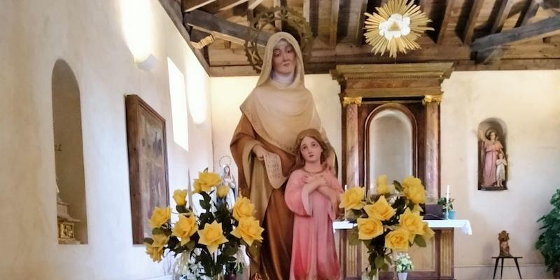 Daniel dos Santos preside en Madarcos los cultos en honor a san Joaquín y santa Ana