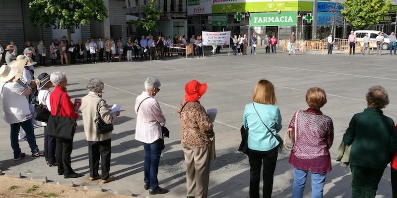 Cáritas Madrid celebra círculos de silencio con motivo de la campaña contra el paro 2018