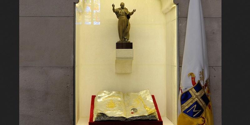 La catedral de la Almudena acoge una reliquia de san Juan Pablo II