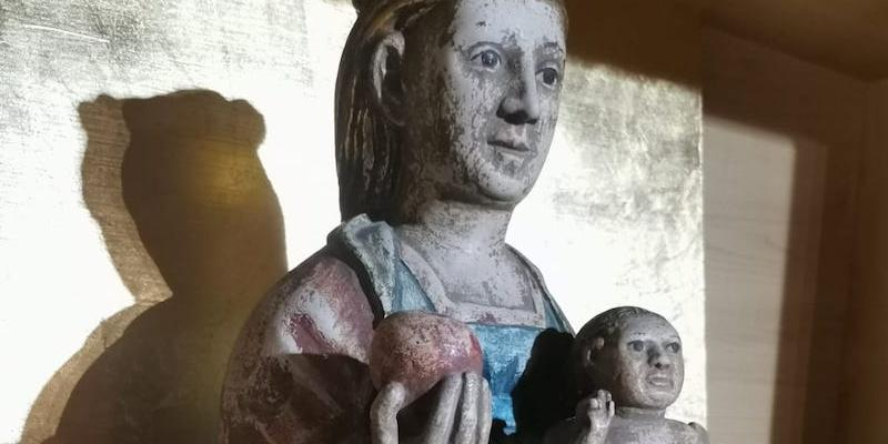 El cardenal Osoro administra los sacramentos de la iniciación cristiana en Nuestra Señora de Aránzazu