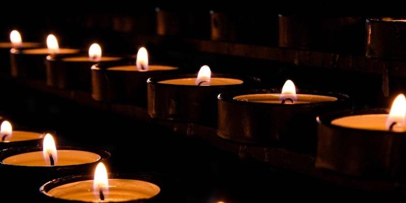 La Presentaci&oacute;n de Nuestra Se&ntilde;ora celebra la fiesta de la Candelaria con bendici&oacute;n de candelas y de ni&ntilde;os bautizados