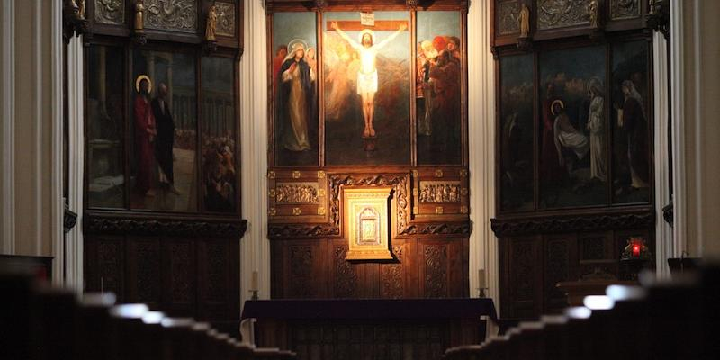 El arzobispo de Madrid preside la instituci&oacute;n de ministerios de ac&oacute;lito y lector en el Seminario Conciliar