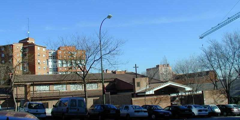 Nuestra Señora de los Álamos conmemora su fiesta patronal con una Misa solemne y rosario meditado