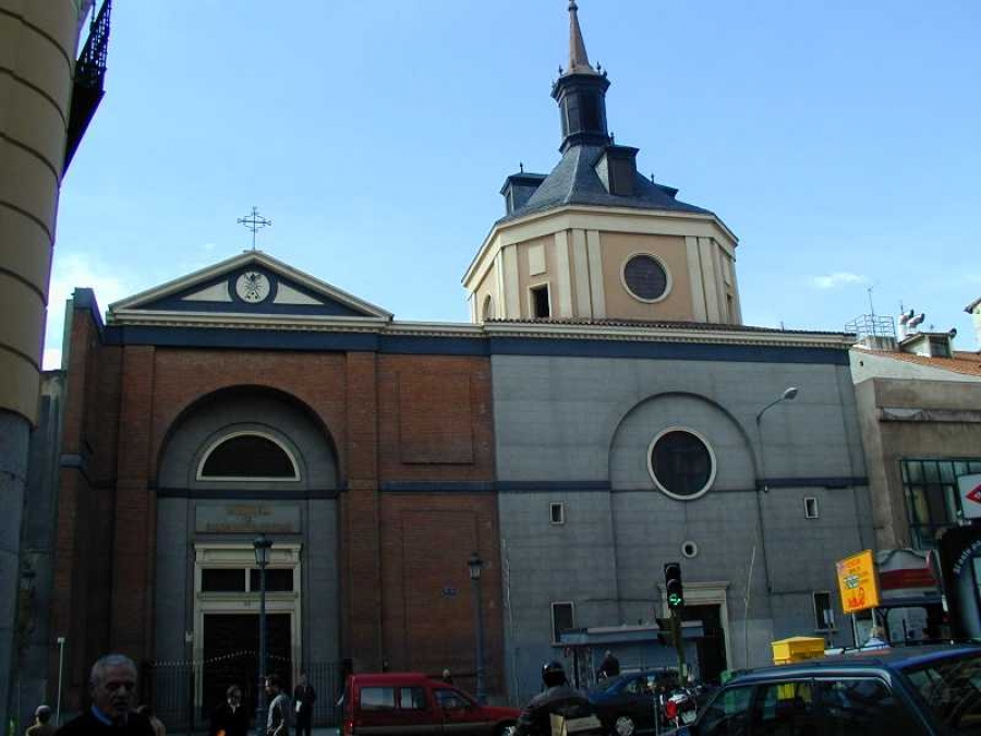 El Salvador y San Nicol&aacute;s honra a su titular