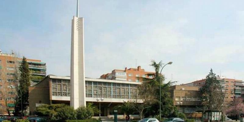 San Juan Evangelista acoge el Parlamento de la Juventud de la Vicaría II