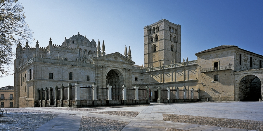 El Centro de Estudios Judeo-Cristianos realiza una excursión a Zamora