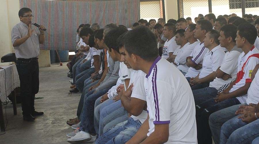 10 presos de cárcel El Milagro participarán en Misa del Papa en Perú