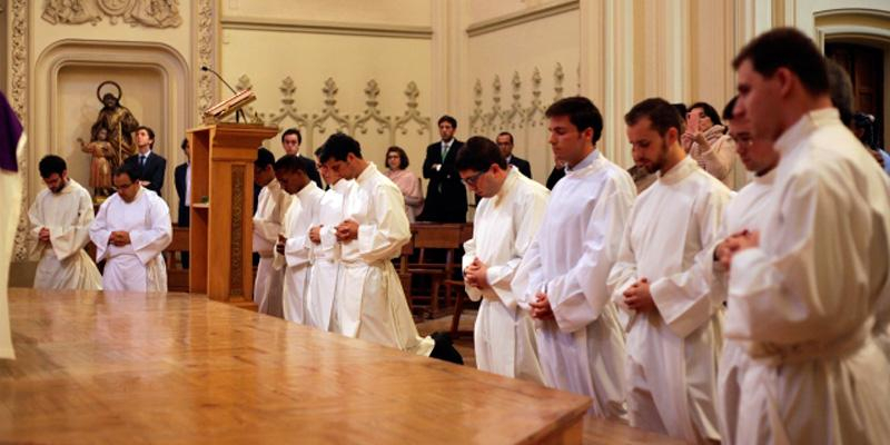 Los futuros diáconos, ante su ordenación: «Por favor, rezad por nosotros»