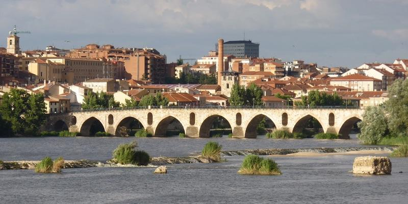 Santa Teresa Benedicta de la Cruz organiza una convivencia de familias en Zamora