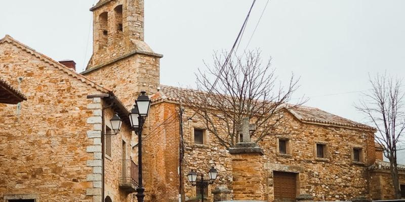 San Andr&eacute;s Ap&oacute;stol de Serrada de la Fuente conmemora al titular del templo con una Misa solemne