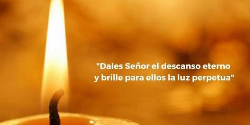 Cristo Sacerdote conmemora a todos los fieles difuntos con una Misa solemne