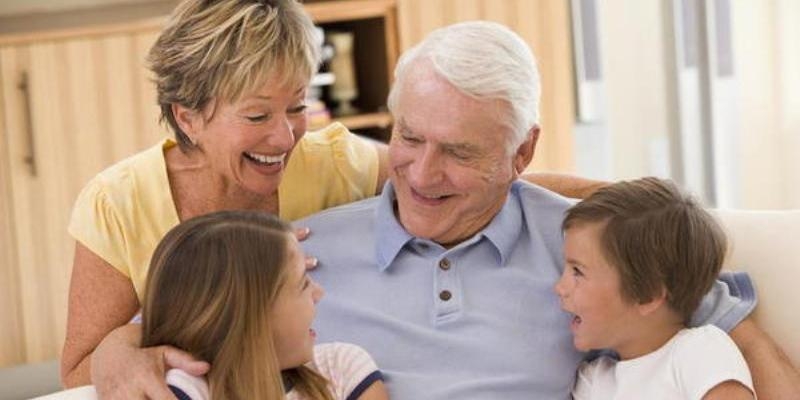 #LosAbuelosCuentan, campa&ntilde;a del Foro de la Familia para celebrar el D&iacute;a de los Abuelos