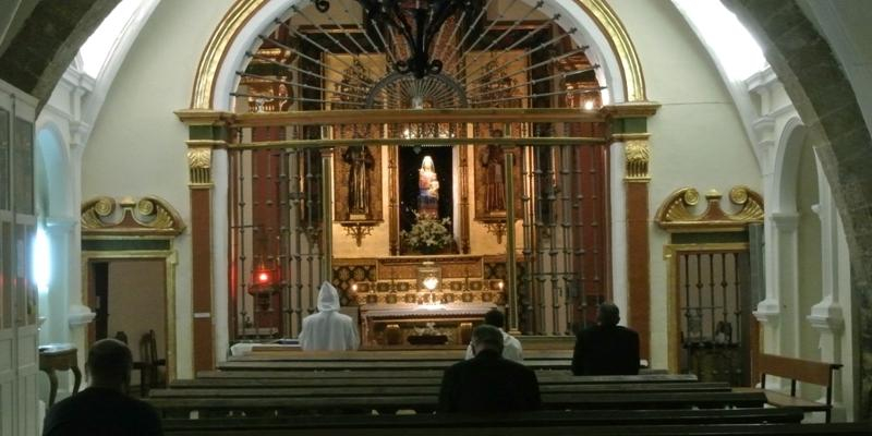 La casa de cultura de Navalagamella acoge una obra de teatro a beneficio de las obras de remodelaci&oacute;n del monasterio del Pueyo