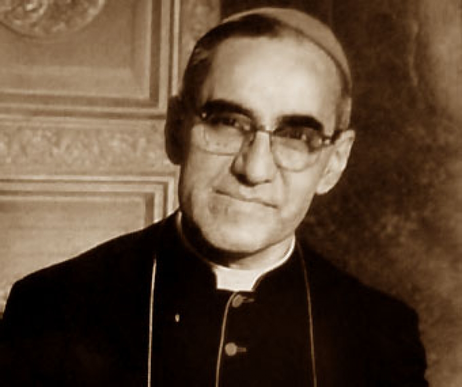 Env&iacute;an a Roma testimonio de posible milagro atribuido a intercesi&oacute;n de monse&ntilde;or Romero
