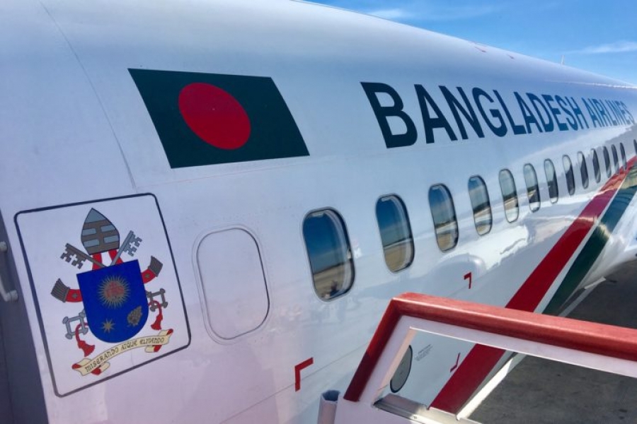 Bangladesh: El Papa ya viaja a Dhaka, capital del país