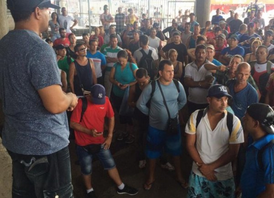 Estados Unidos: Obispo pide ayuda para atender a cubanos migrantes