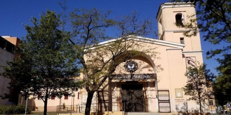 El cardenal celebra una Eucarist&iacute;a en Nuestra Se&ntilde;ora de la Soledad en el inicio del A&ntilde;o Nuevo Chino