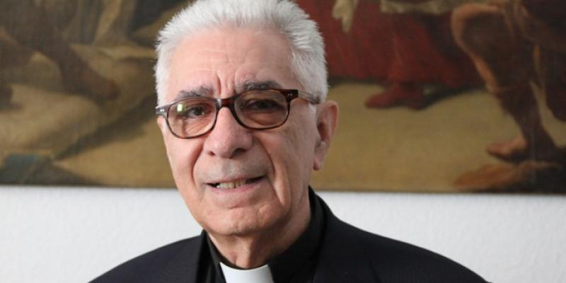 El padre Elías Royón imparte un curso sobre discernimiento comunitario a los sacerdotes de la Vicaría VII