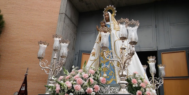 La parroquia Nuestra Se&ntilde;ora de Loreto celebra sus fiestas parroquiales en honor a la patrona de la Aviaci&oacute;n